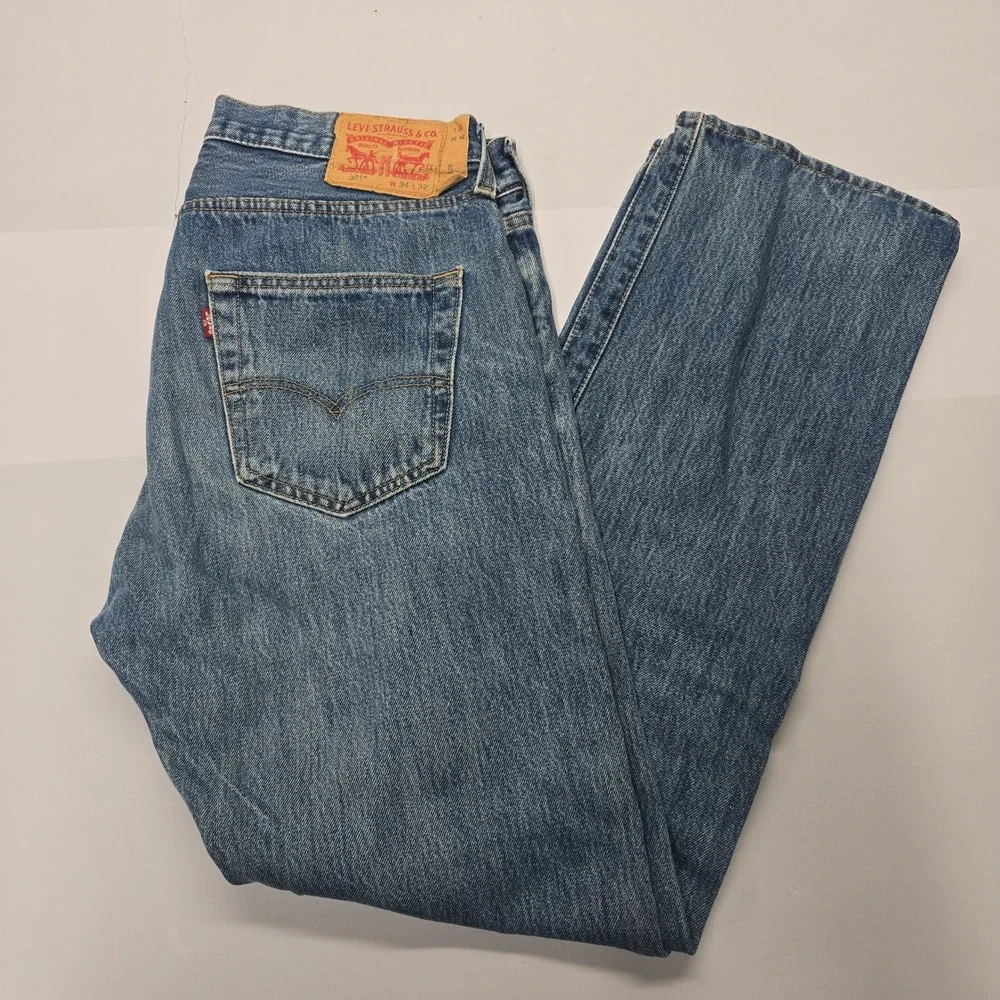 Levi's 501 Original Fit Button Fly Blue‎ Denim Jeans Mens 34x32 Medium Wash